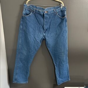 Men’s Wrangler Relaxed Fit Blue Jeans 42x30